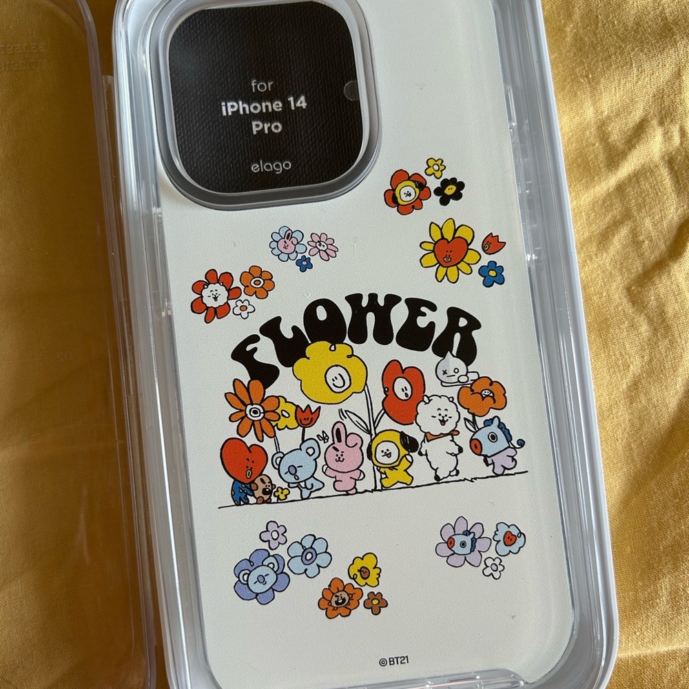 BT21 - BTS - iPhone 14 Pro Case